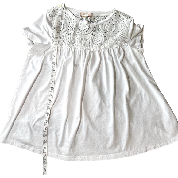 Eri + Ali White Floral Crochet Blouse Short Sleeve Boho Anthology - Picture 5 of 7